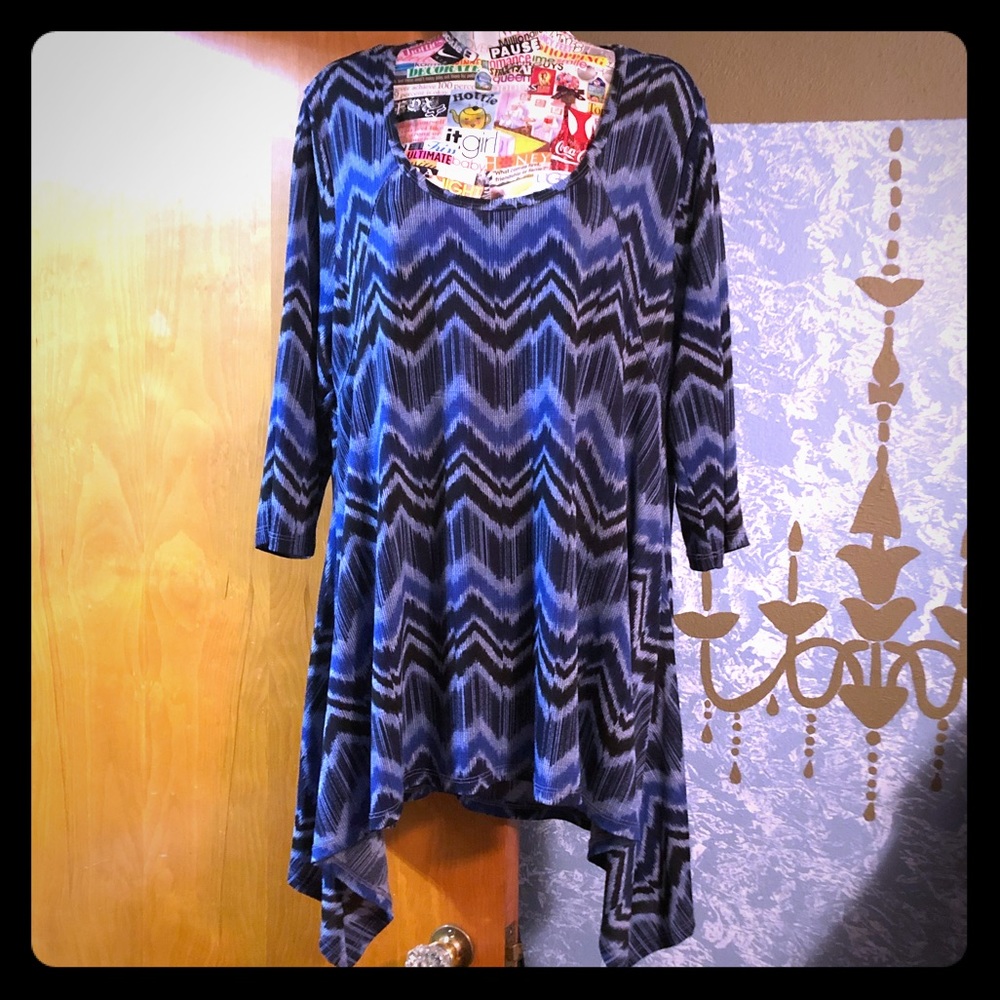 🎈3/$10🎈Karen Kane Tunic